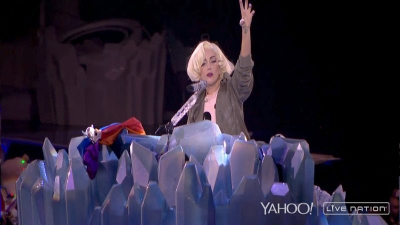 Lady Gaga – Dope (ArtRave: The ARTPOP Ball Tour)